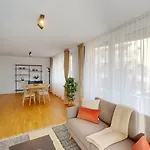Appartement Center Apartments, Minutes Away From The Lake! Am53 *