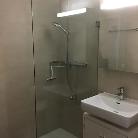 Appartement Center Apartments, Minutes Away From The Lake! Am53 *