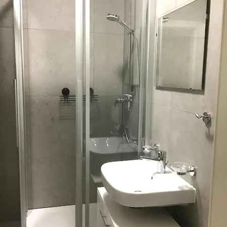 Center Apartments, Minutes Away From The Lake! Am53 Apartment