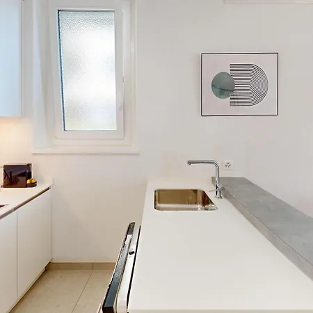 Center Apartments, Minutes Away From The Lake! Am53 Апартаменти Лозанна