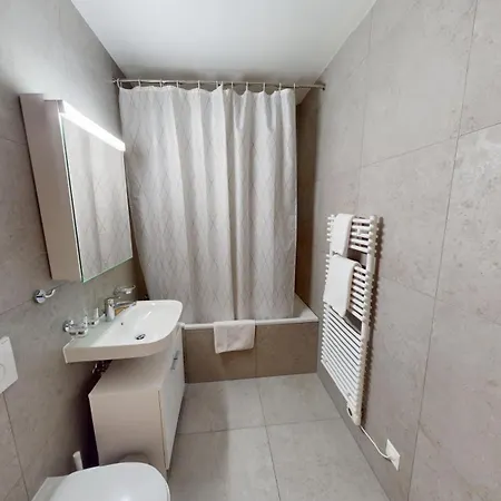 Center Apartments, Minutes Away From The Lake! Am53 Appartement *