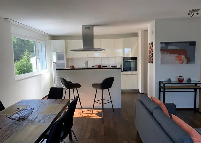 Center Apartments, Minutes Away From The Lake! Am53