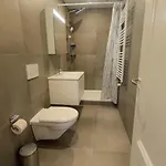 Center Apartments, Minutes Away From The Lake! Am53 Διαμέρισμα *